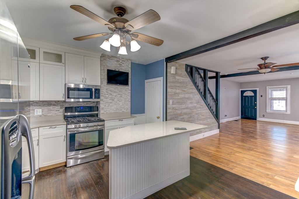86 Glover Ave # 86