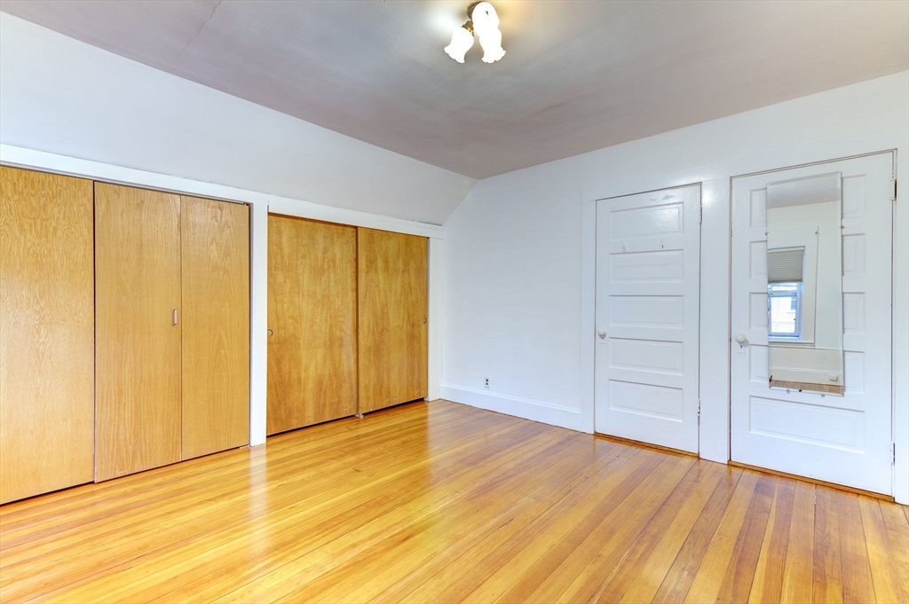 86 Glover Ave # 86