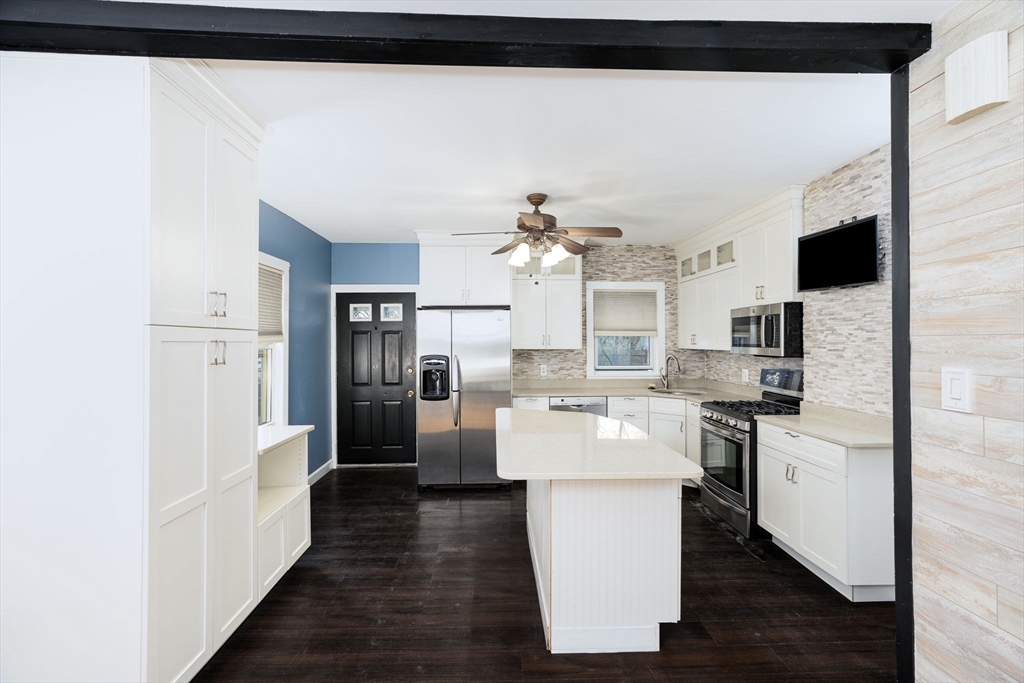 86 Glover Ave # 86