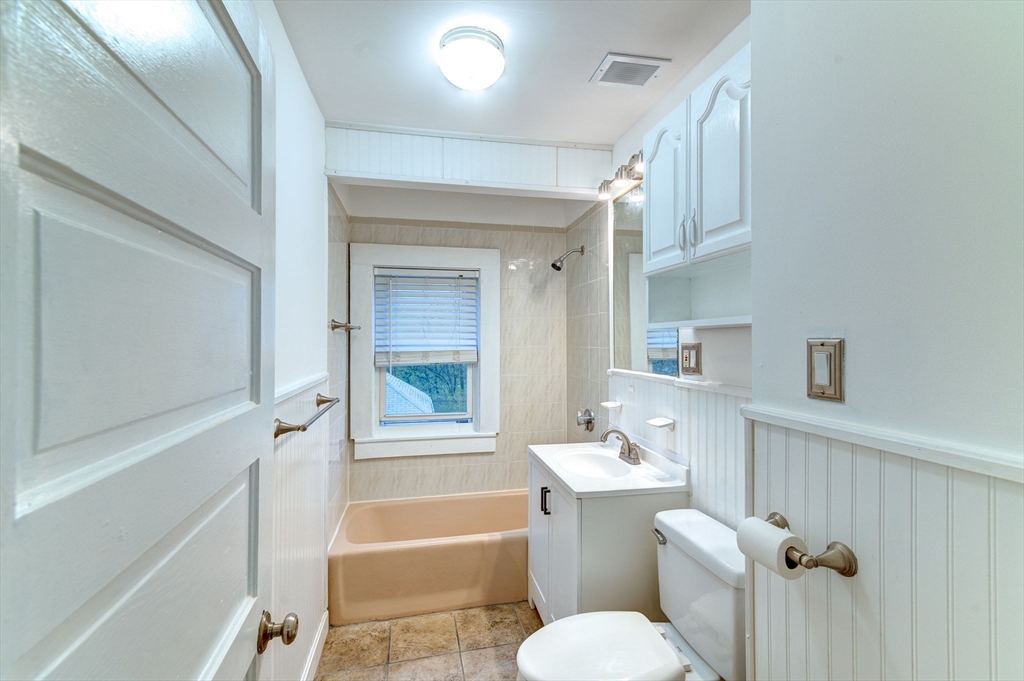 86 Glover Ave # 86