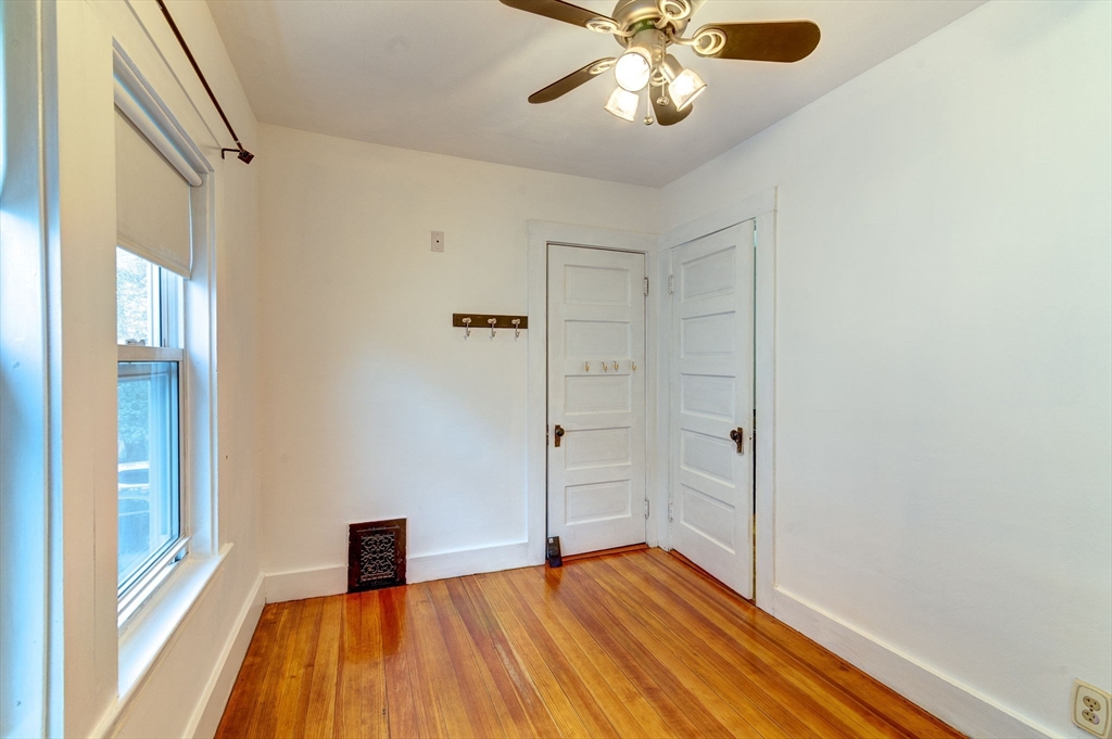 86 Glover Ave # 86
