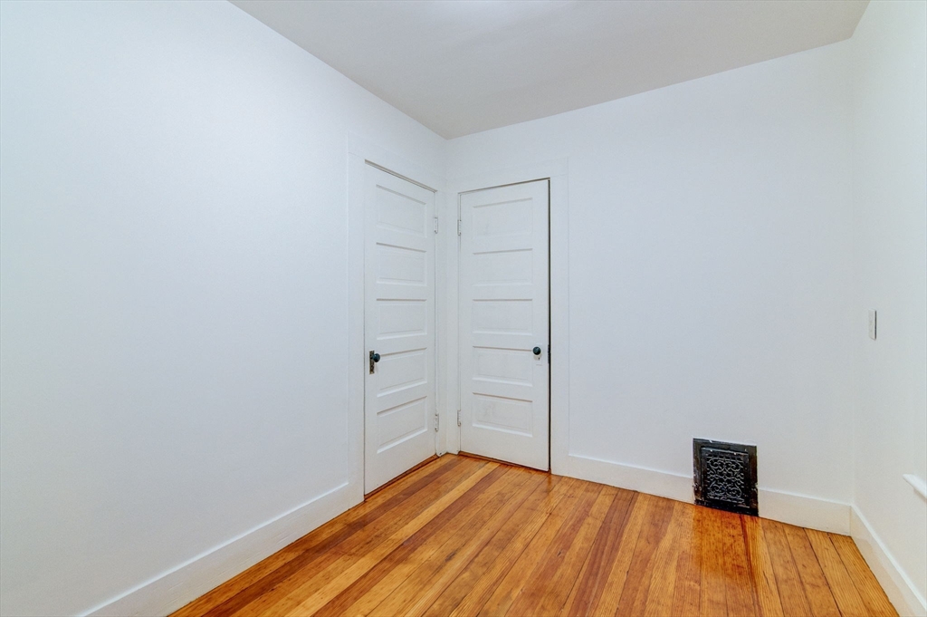 88 Glover Ave # 88