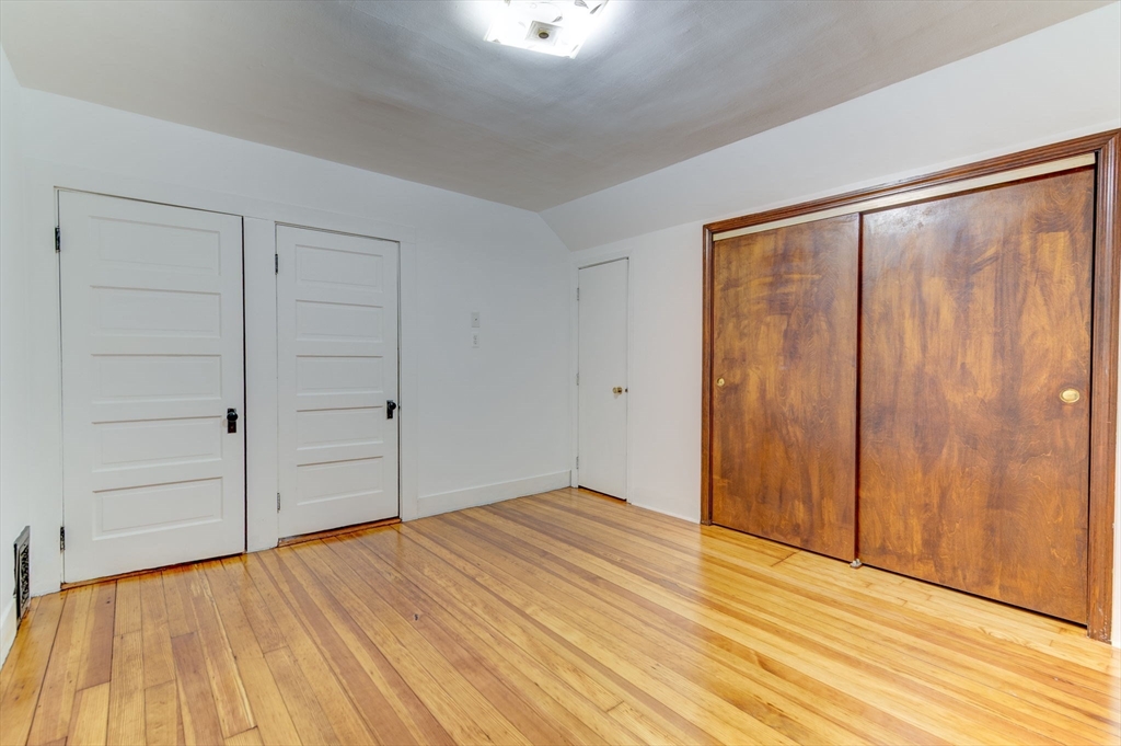88 Glover Ave # 88
