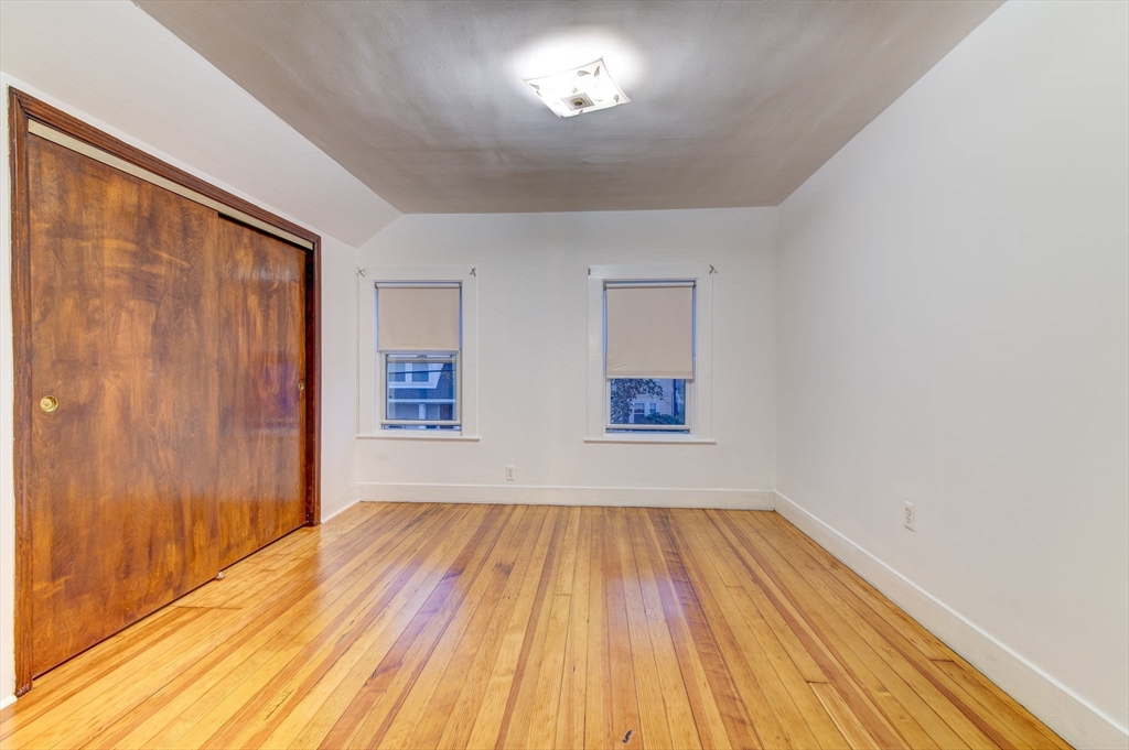 88 Glover Ave # 88