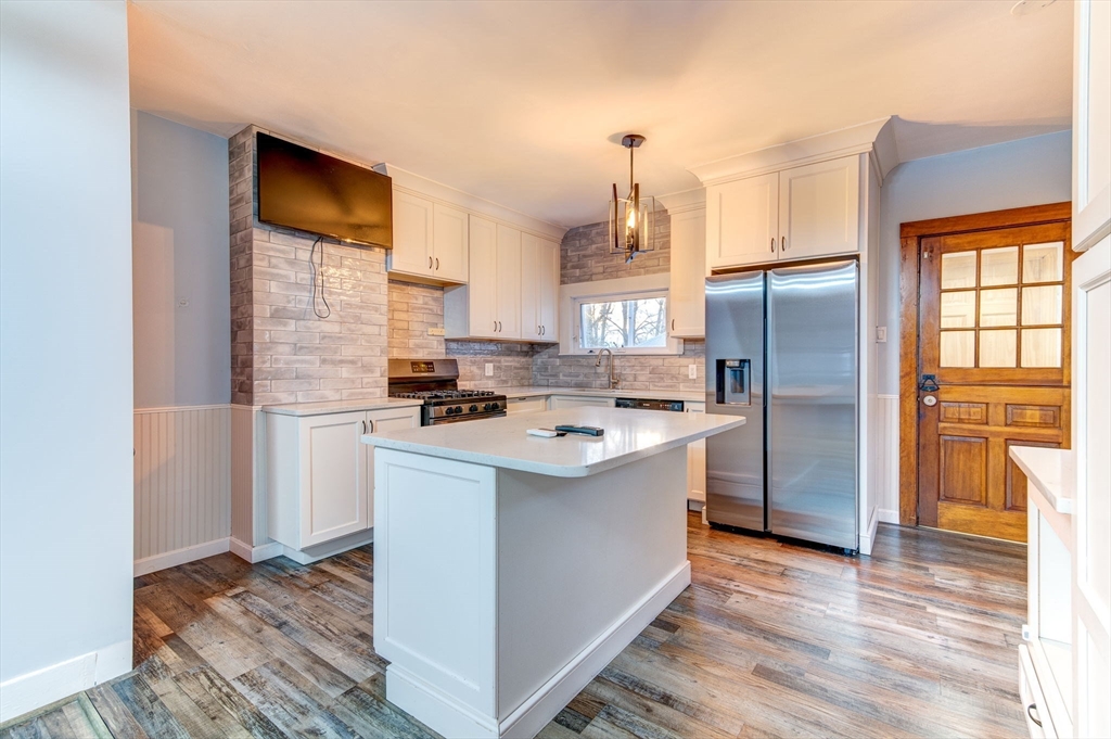 88 Glover Ave # 88