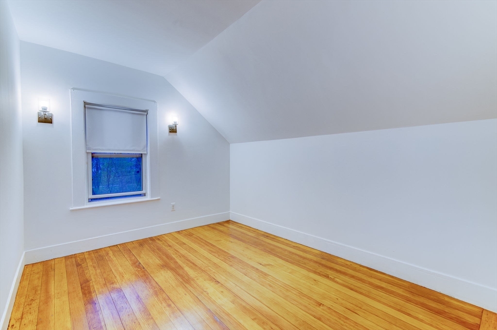 88 Glover Ave # 88