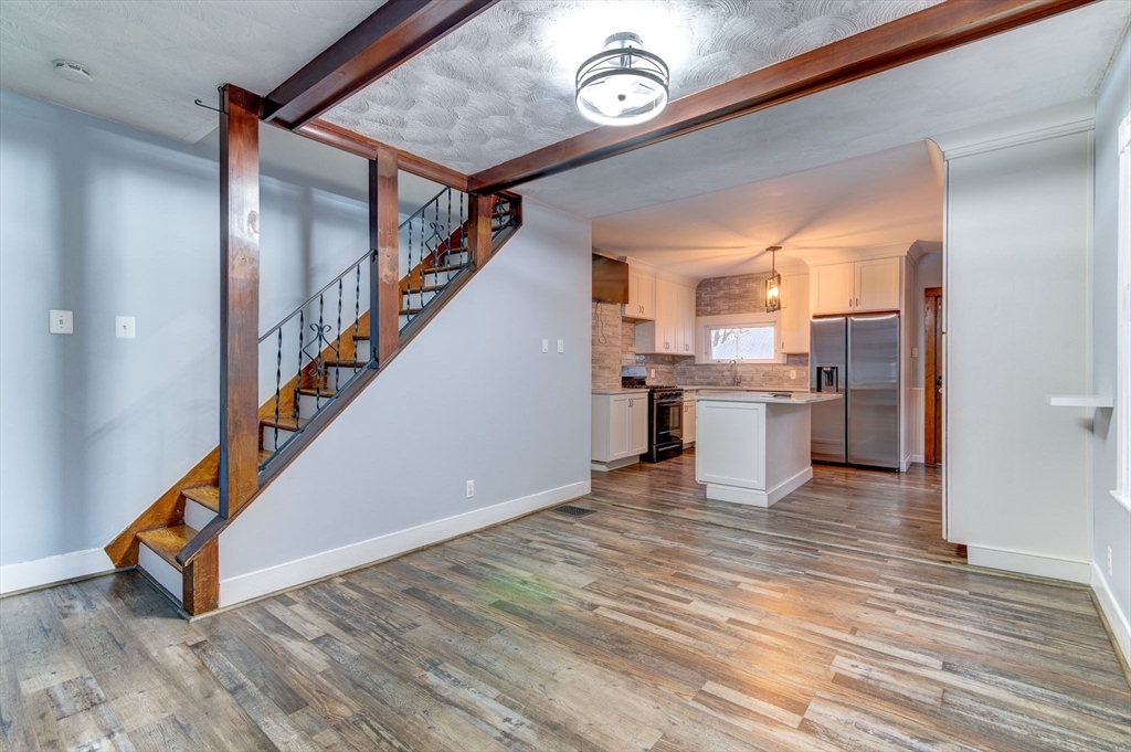 88 Glover Ave # 88