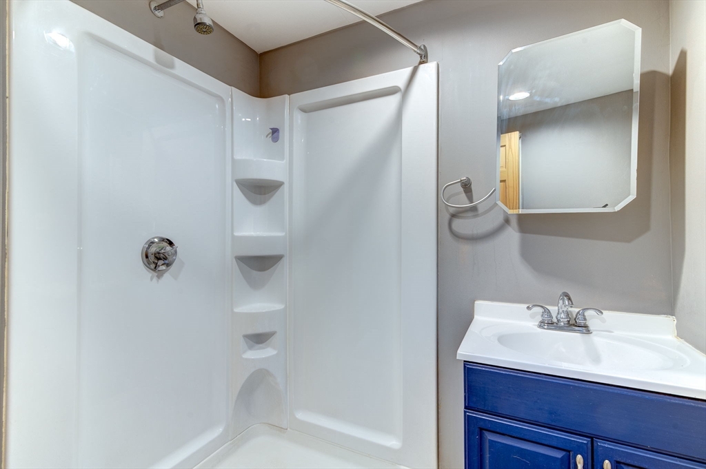 88 Glover Ave # 88