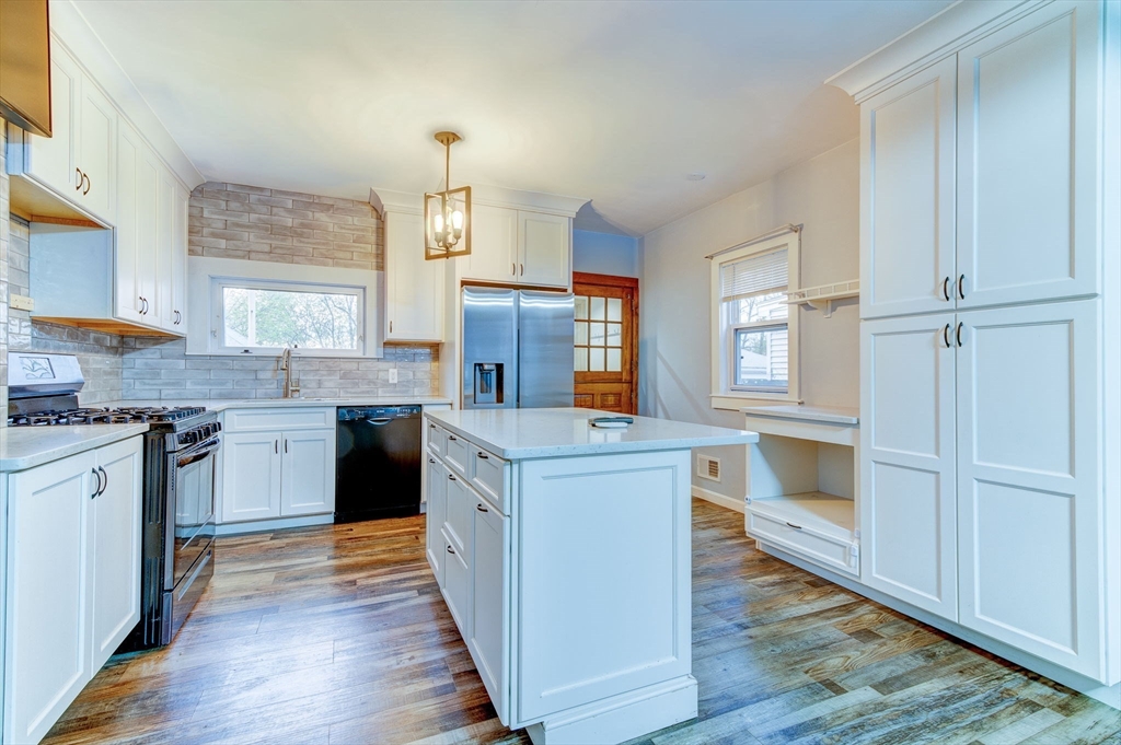 88 Glover Ave # 88