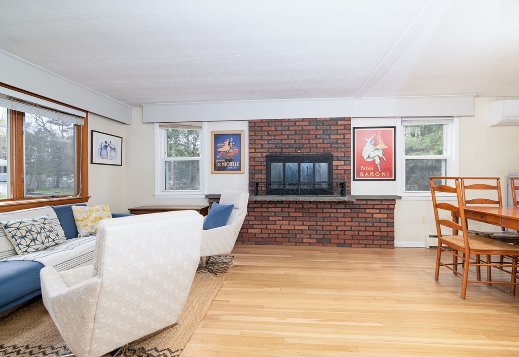 4 Park Dr