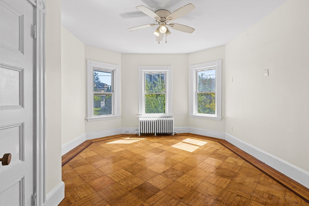 113 Elm Ave