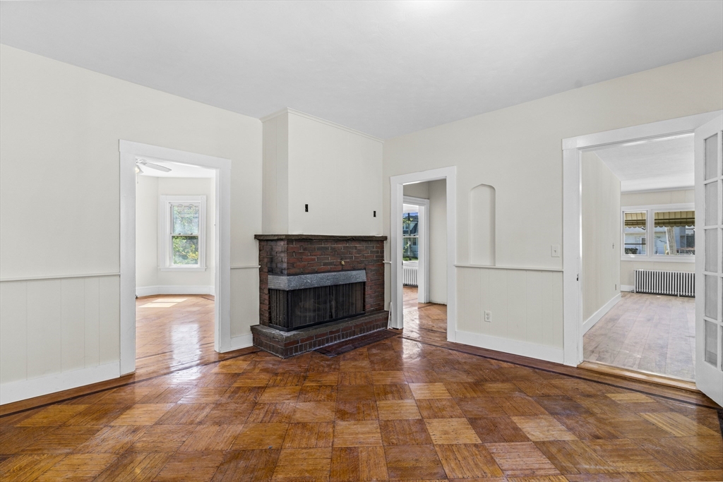 113 Elm Ave