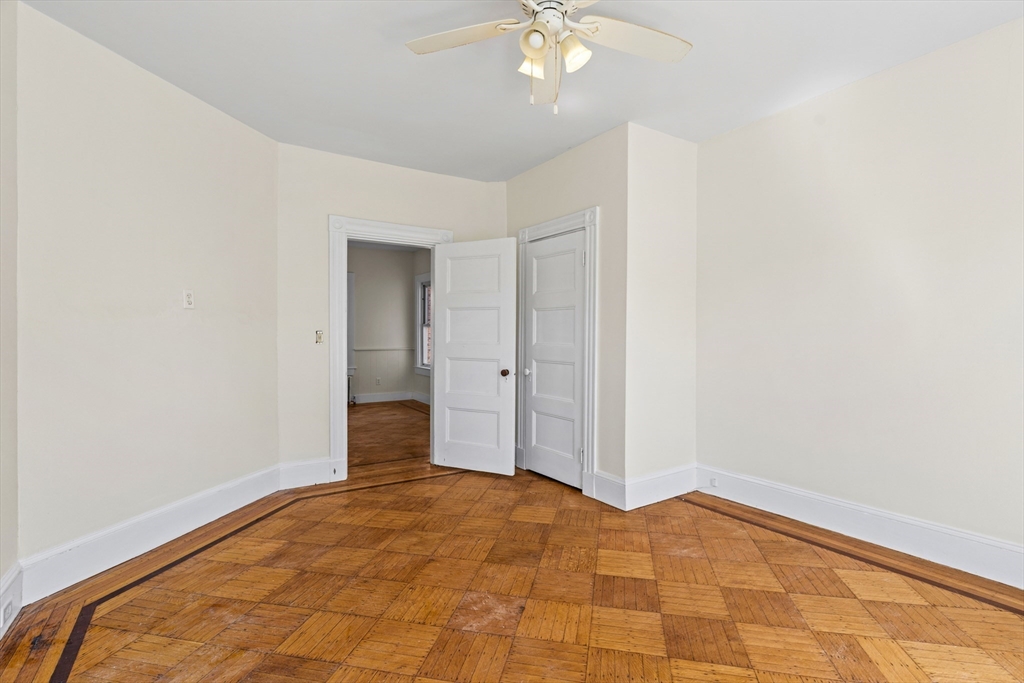 113 Elm Ave