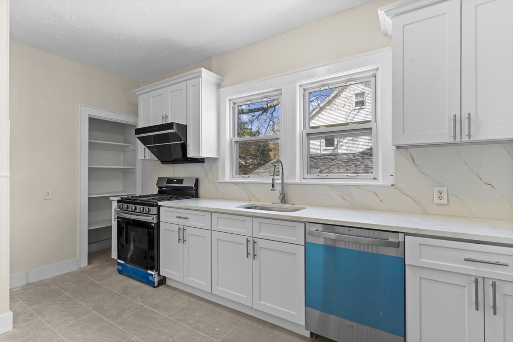 113 Elm Ave