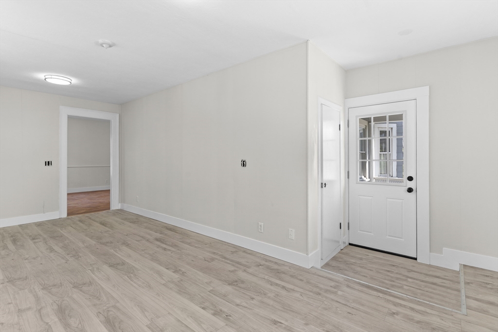 113 Elm Ave