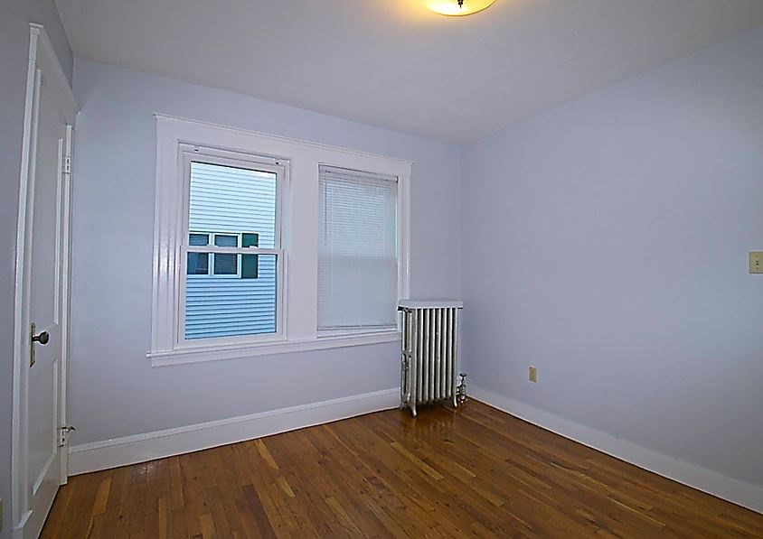 28 Durso Ave # 28