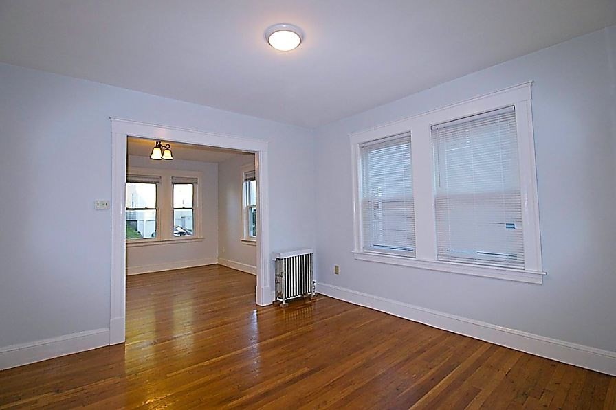 28 Durso Ave # 28