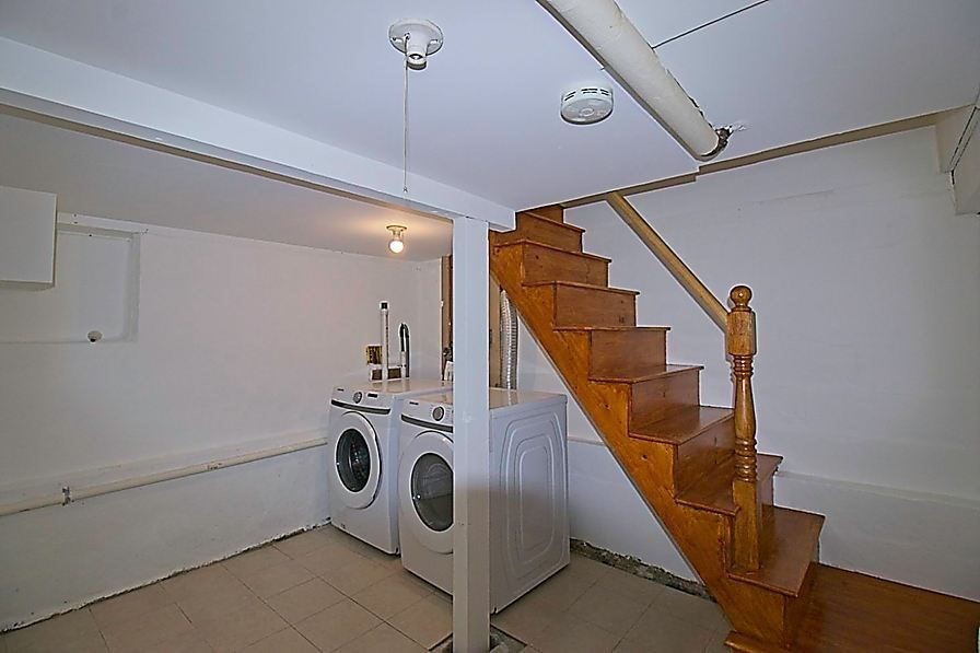 28 Durso Ave # 28