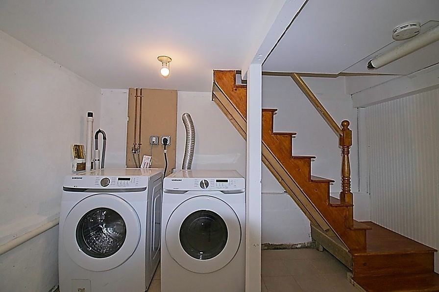 28 Durso Ave # 28