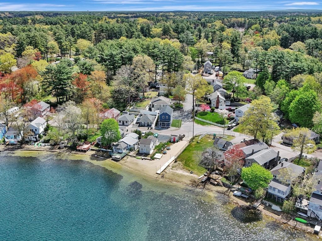 47 Woodbine Ave