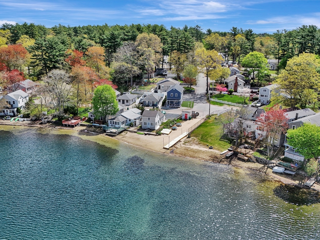47 Woodbine Ave