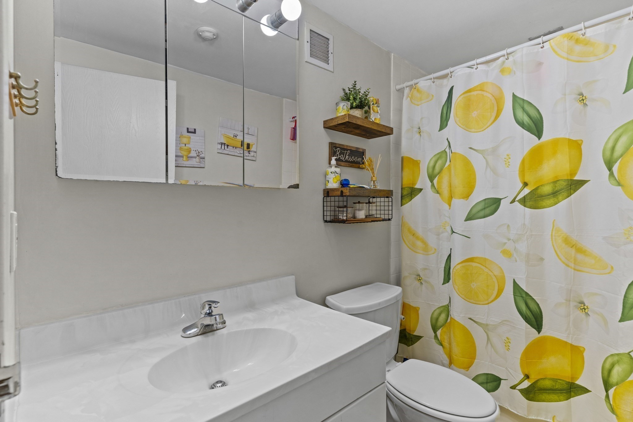 175 Quincy Shore Dr Unit: B66