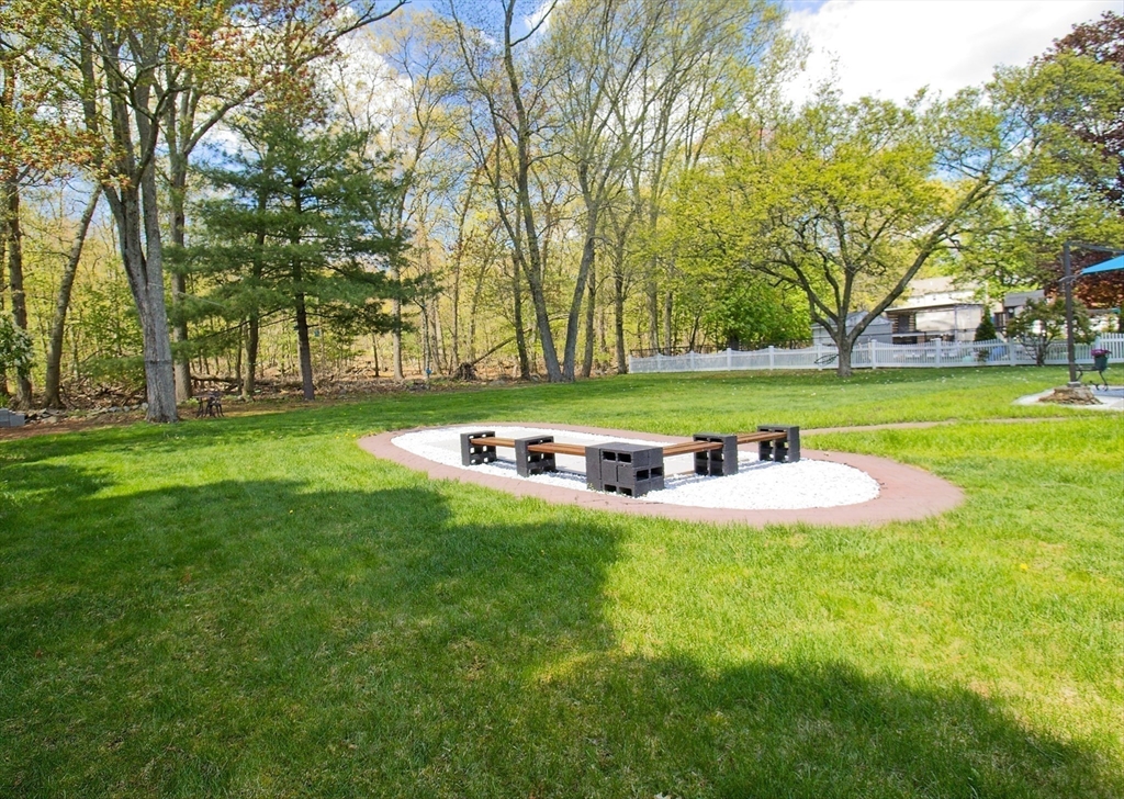 31 Brierwood Rd