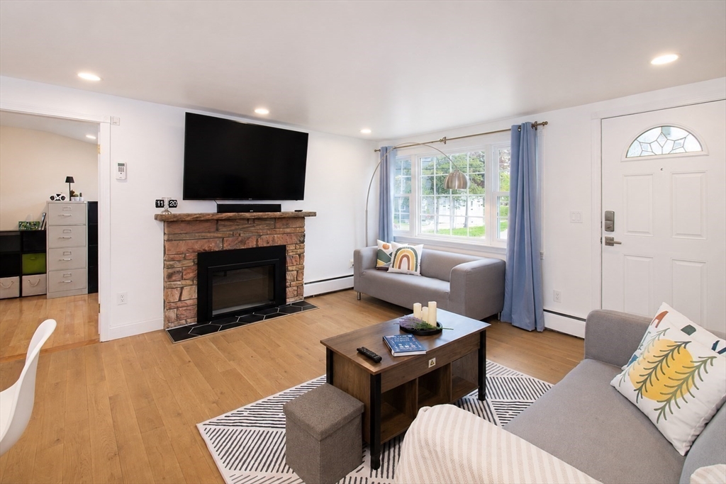 31 Brierwood Rd