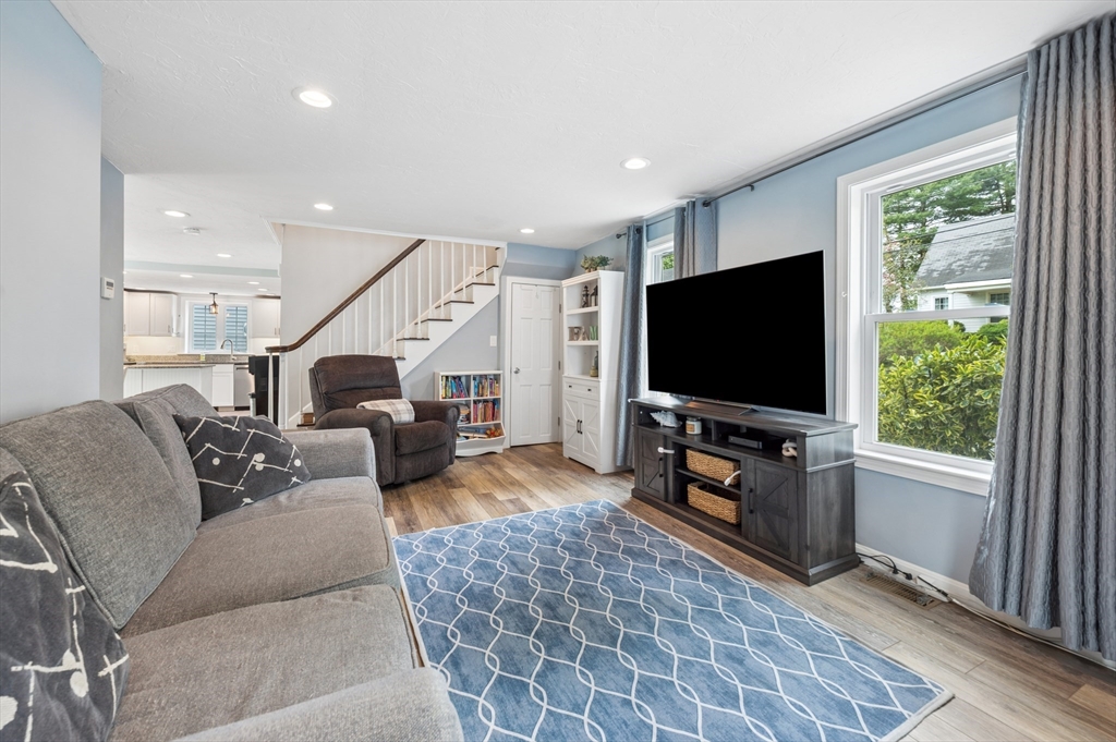 23 Belmont St