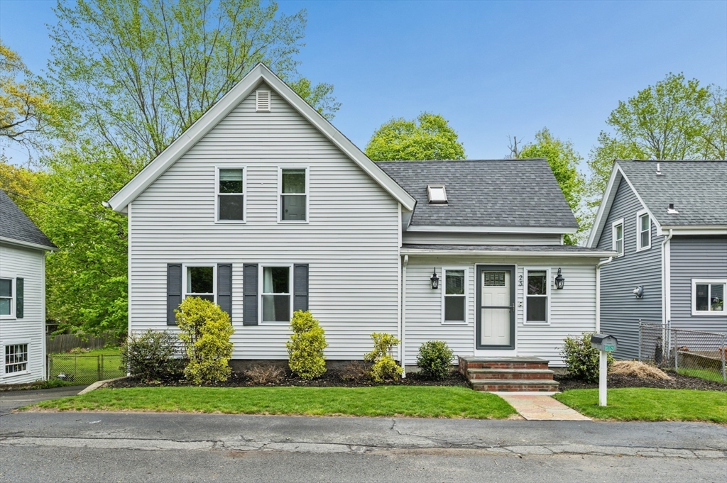 23 Belmont St