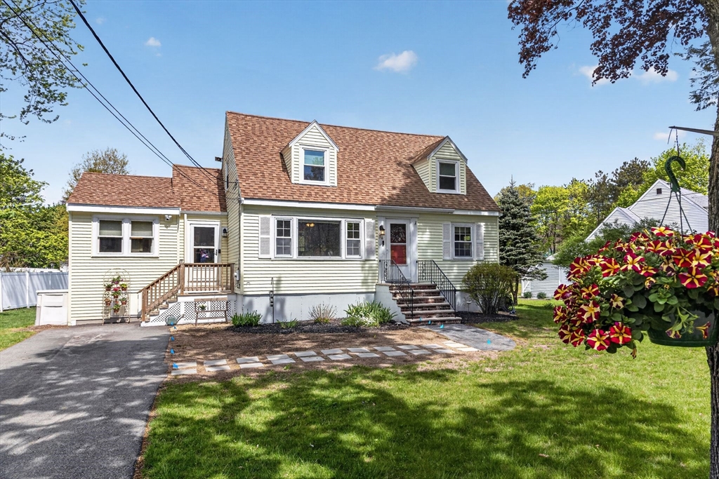 34 Andover St