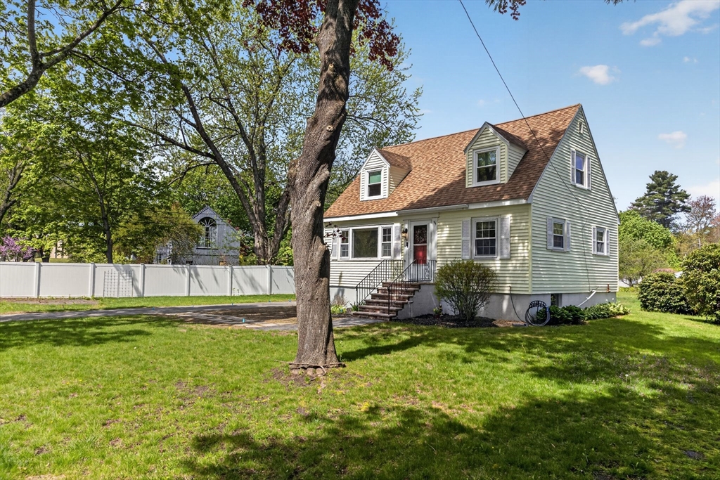 34 Andover St