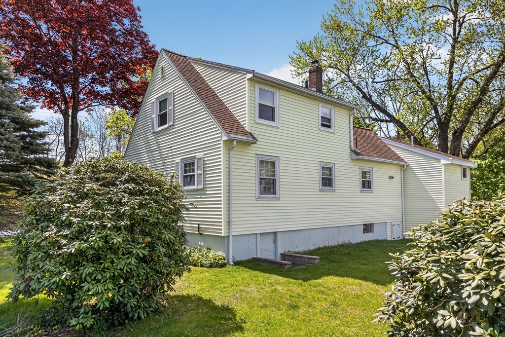 34 Andover St