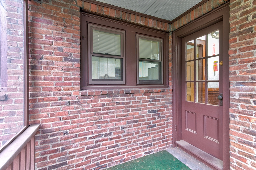 4 Weston Ave # 2