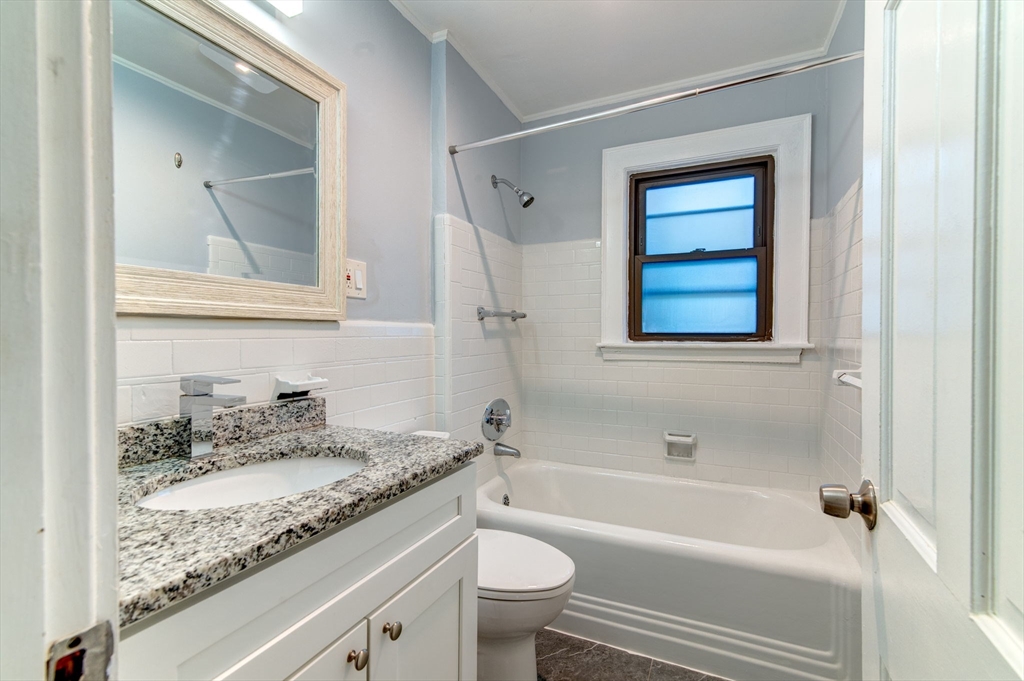 4 Weston Ave # 2