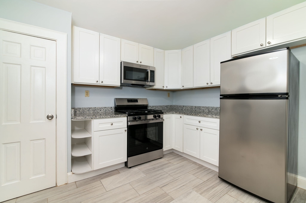 4 Weston Ave # 2