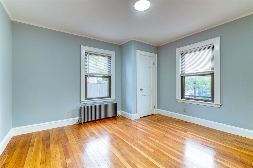 4 Weston Ave # 2