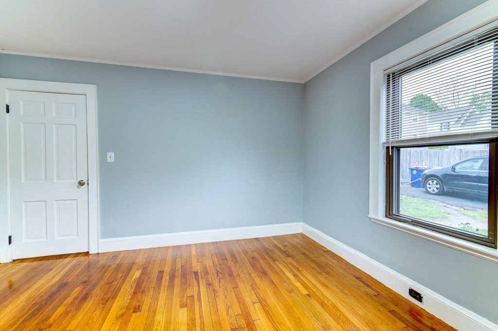 4 Weston Ave # 2