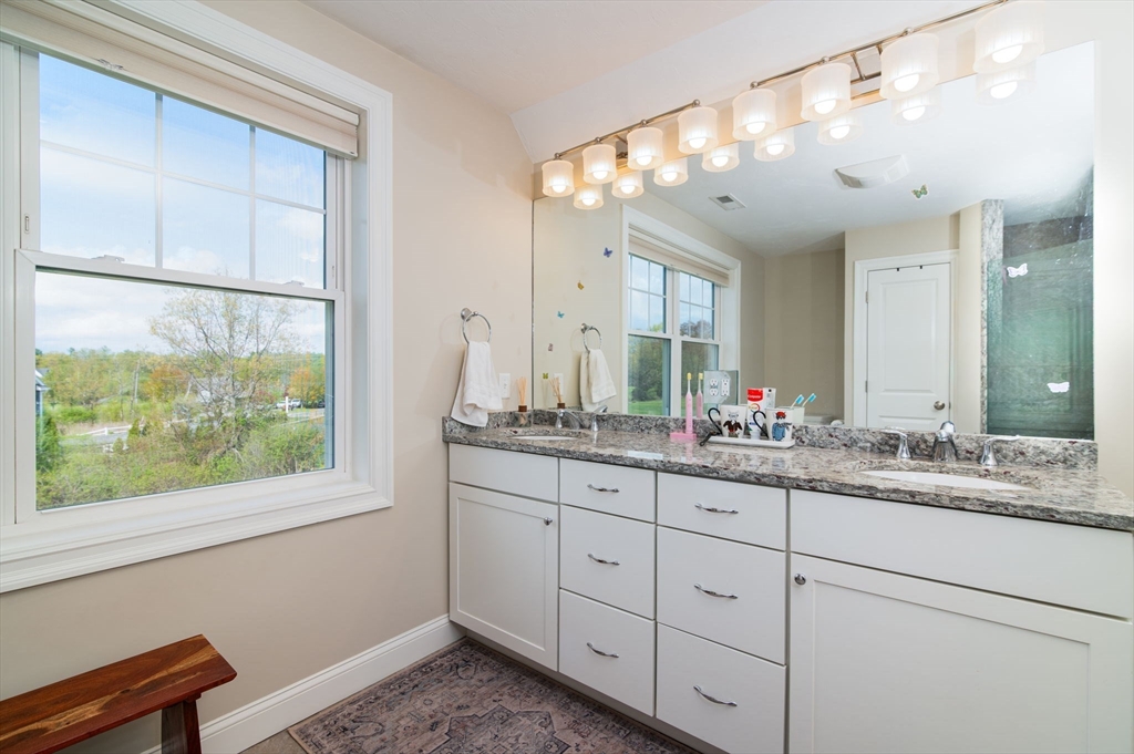 51 Tamarack Rd