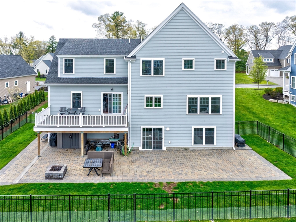 51 Tamarack Rd