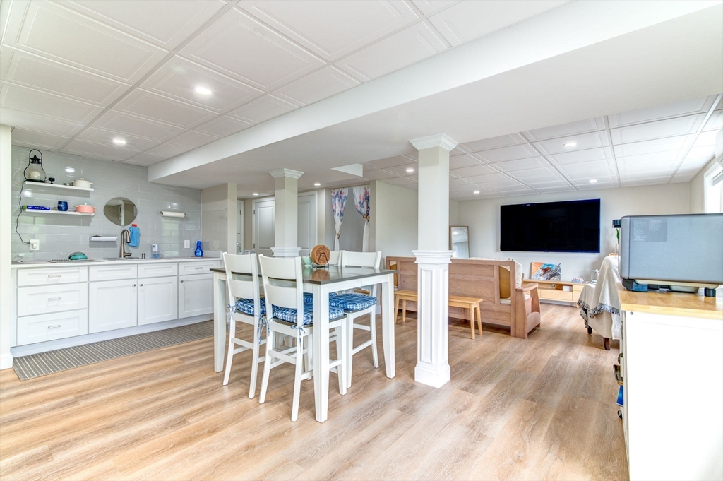 51 Tamarack Rd