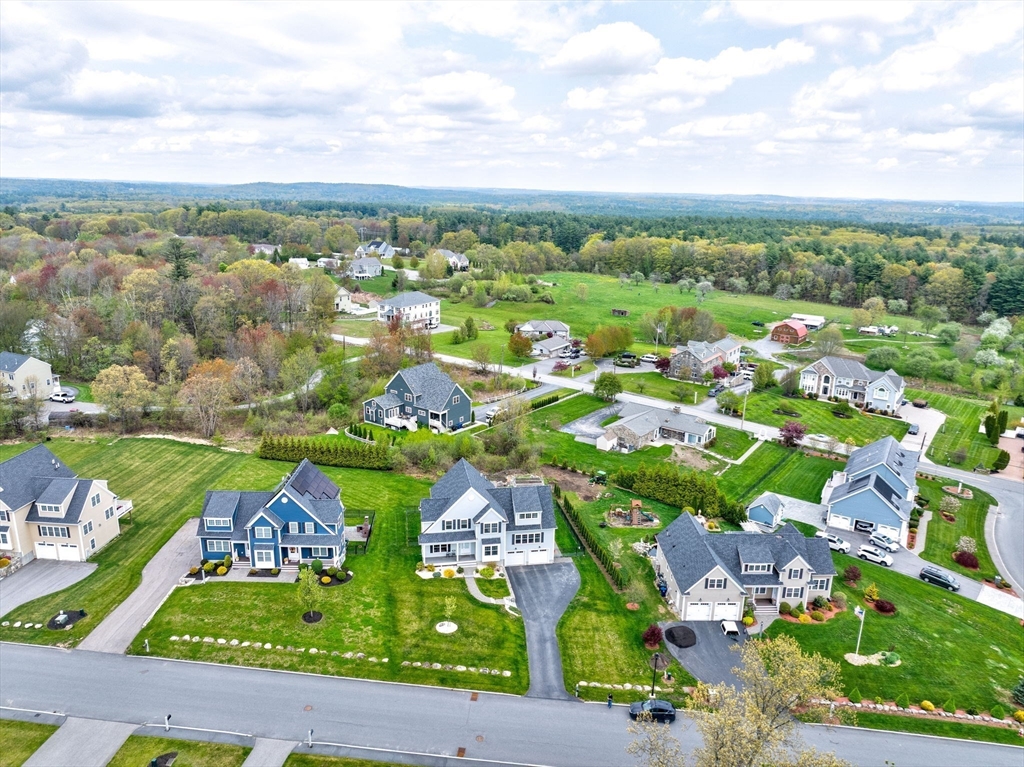 51 Tamarack Rd