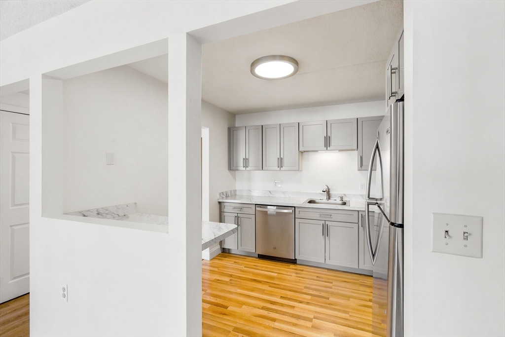 100 Cove Way # 409
