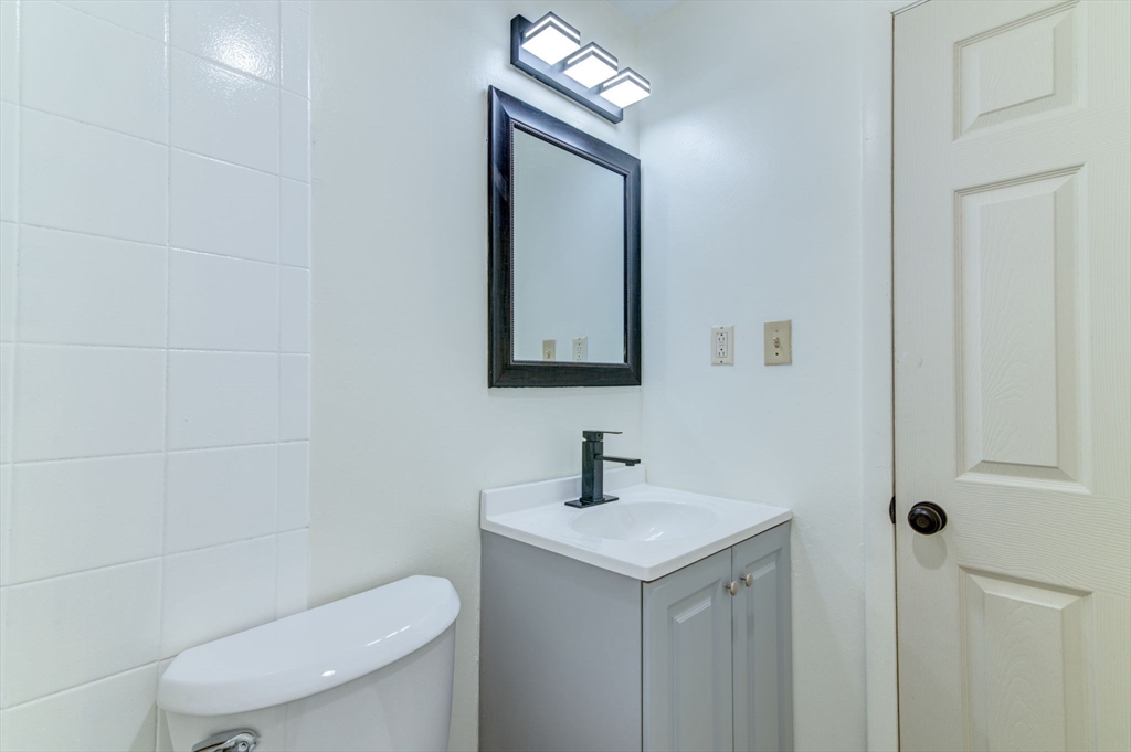 72 Martensen St # 3