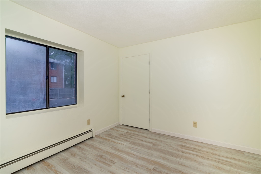 72 Martensen St # 3