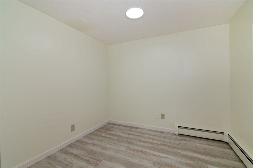 72 Martensen St # 3