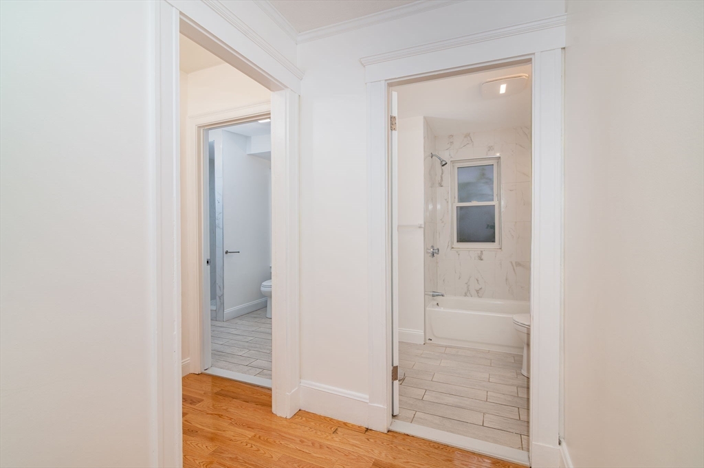 135 Safford St