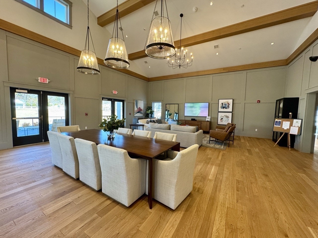 27 Mariners Way # 27