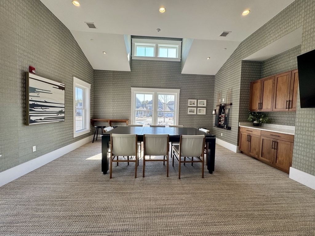27 Mariners Way # 27