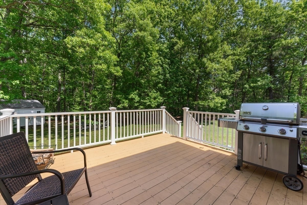 2 Harrison Pl